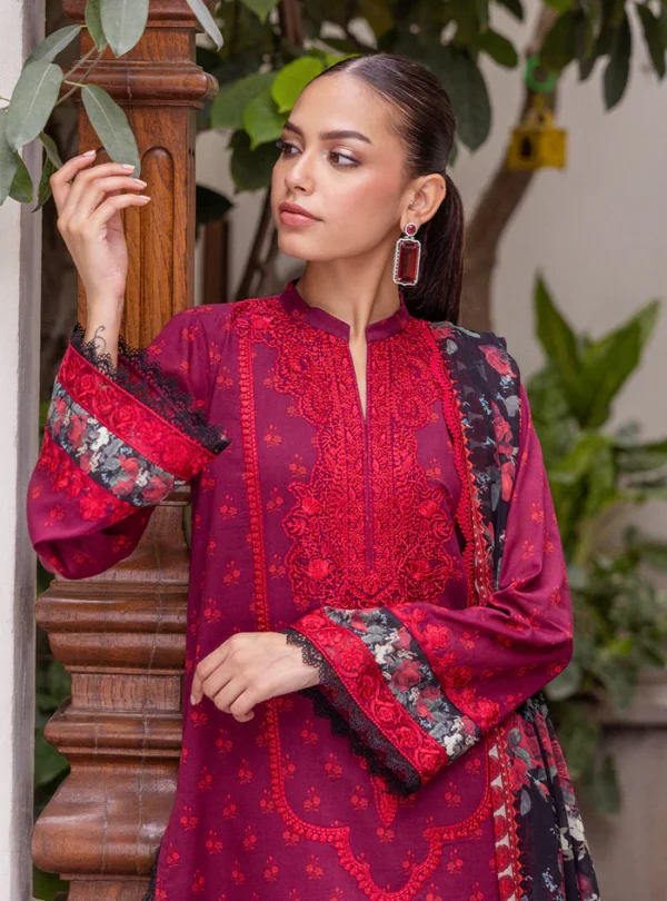 Ayra Zainab Chottani - Tahra Lawn 25 Vol 2 - Image 2