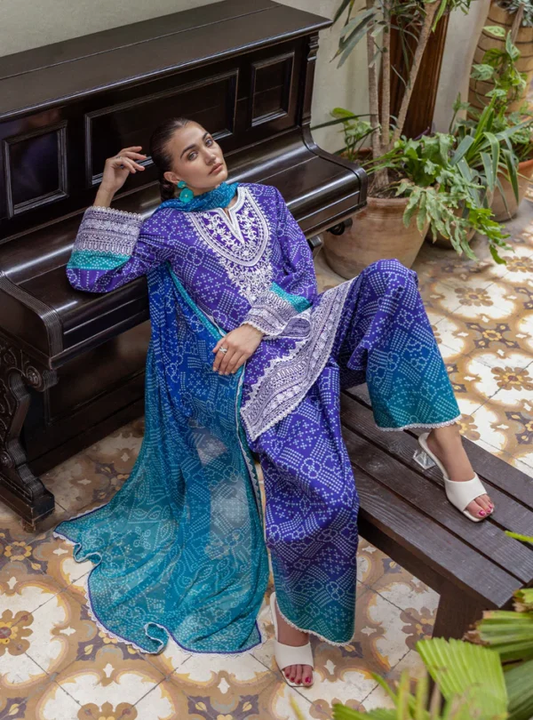 Lisa Zainab Chottani - Tahra Lawn 25 Vol 2 - Image 2
