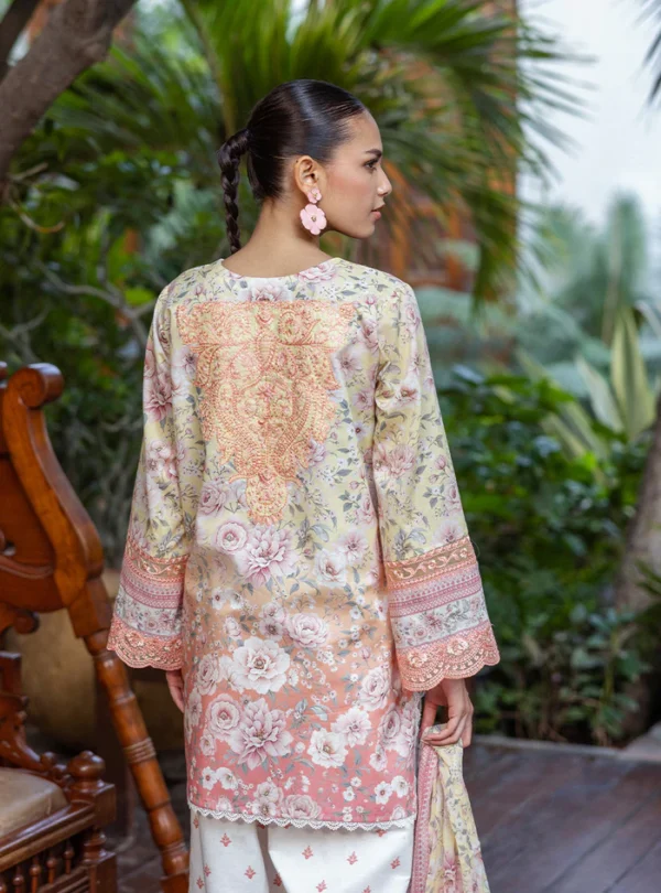 Pernia Zainab Chottani - Tahra Lawn 25 Vol 2 - Image 4
